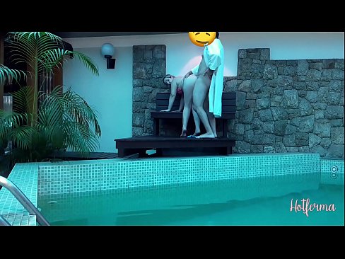 ❤️ Sjef inviterer hushjelp til bassenget, men kunne ikke motstå en varm ☑ Jævla video hos oss no.xxx050890.ru