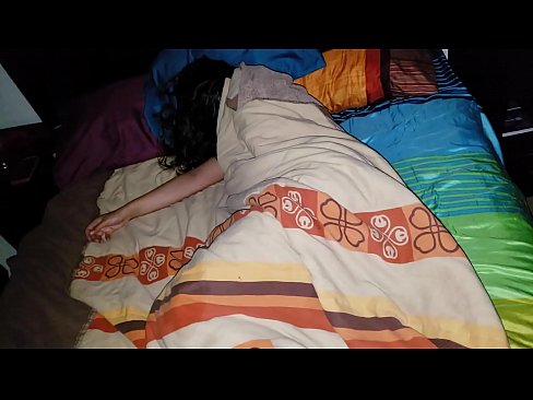 ❤️ Stesønn skjelter ut sin unge stemor mens hun sover. ☑ Jævla video hos oss no.xxx050890.ru